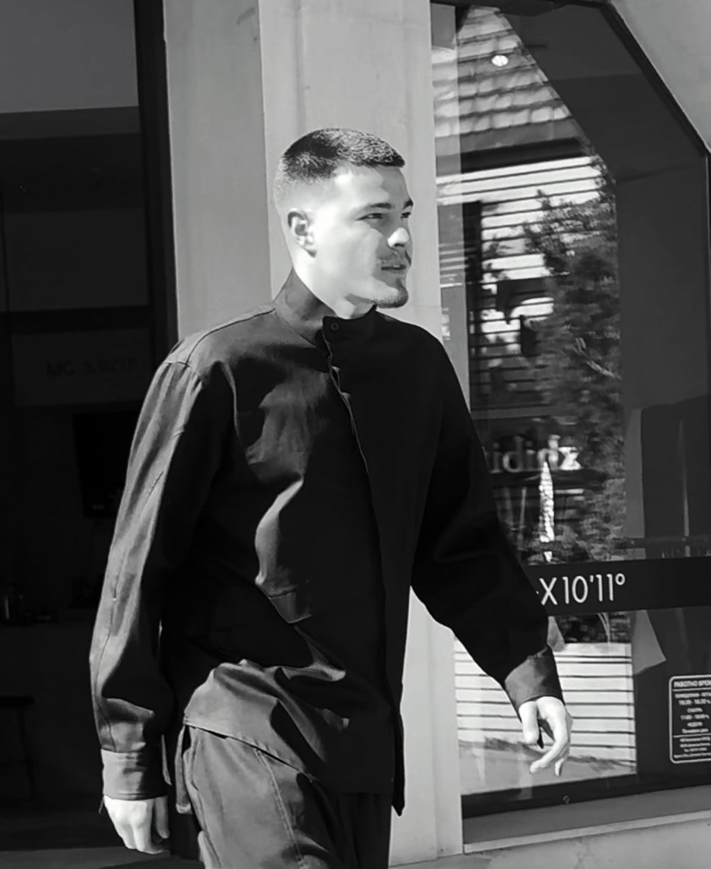 NOMAD SHIRT BLACK/02