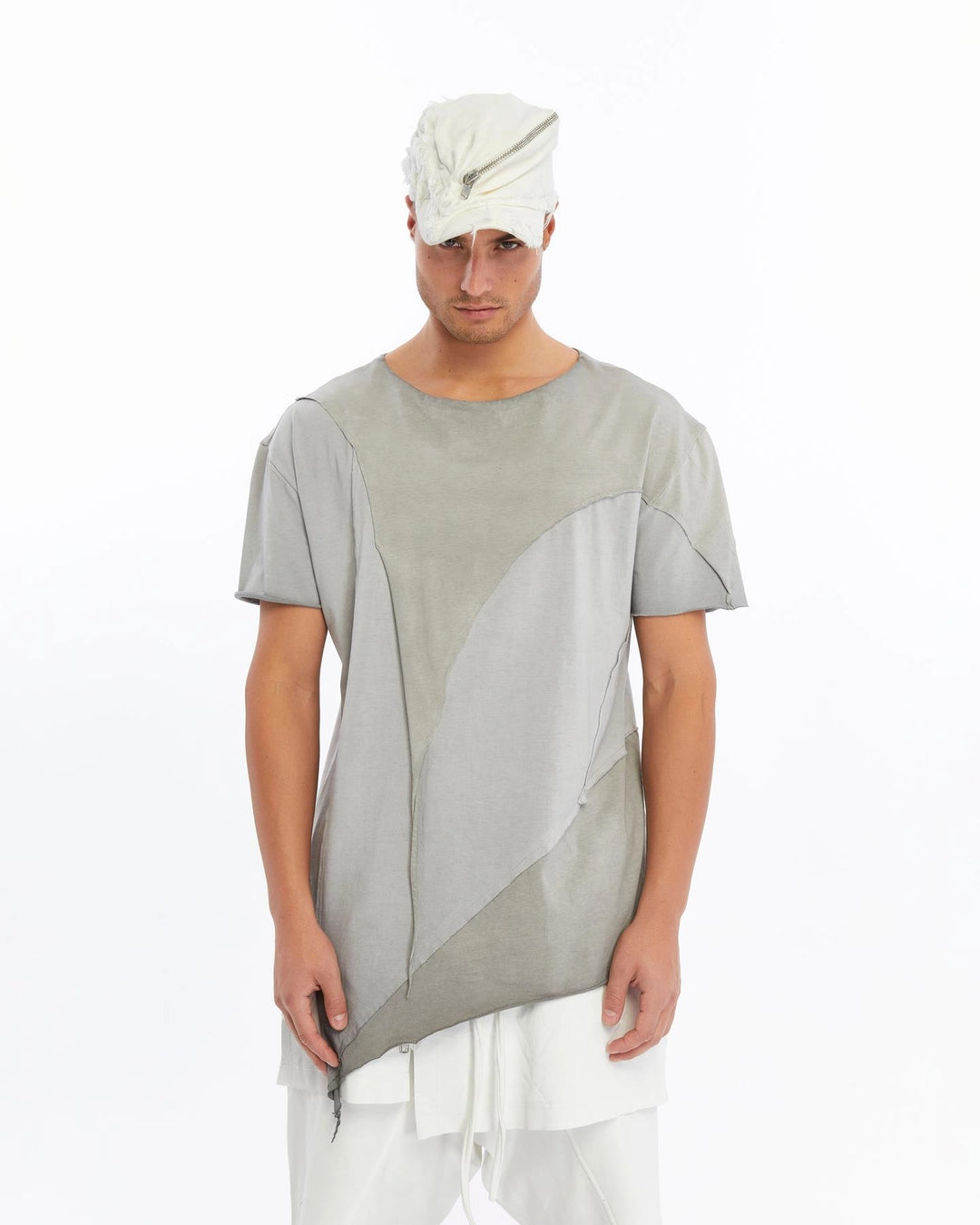 GREY ACIMETRICAL PATCH T-SHIRT