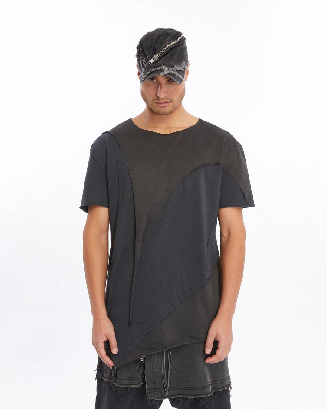 BLACK ACIMETRIAL PATCH T-SHIRT