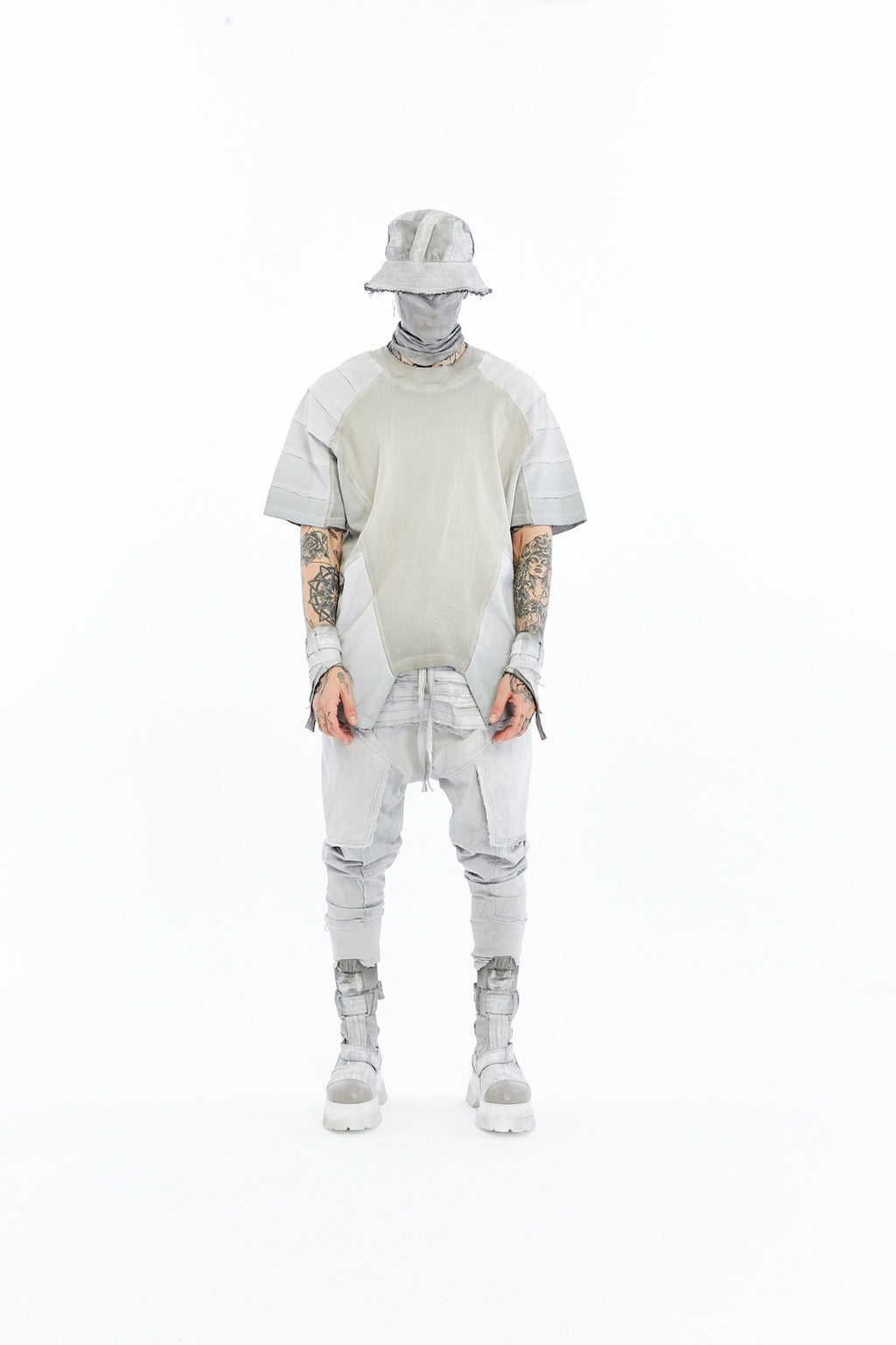 ARMOR T-SHIRT