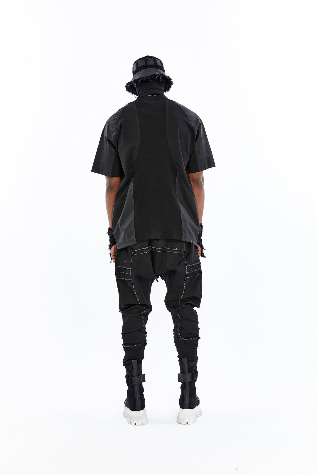 ARMOR T-SHIRT