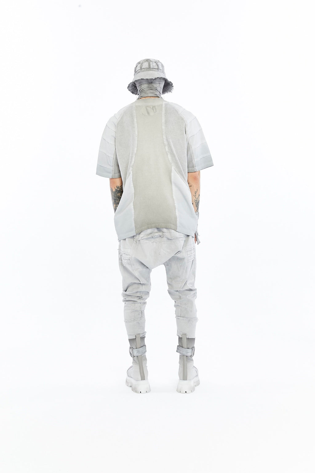 ARMOR T-SHIRT