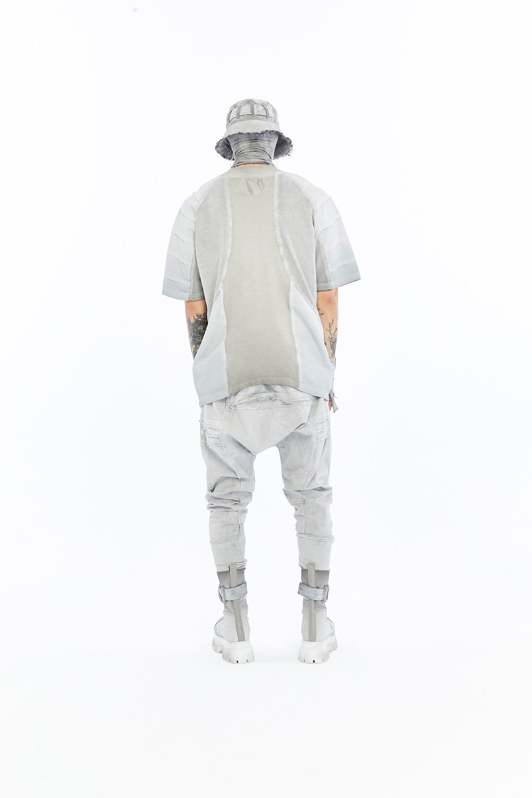 ARMOR T-SHIRT