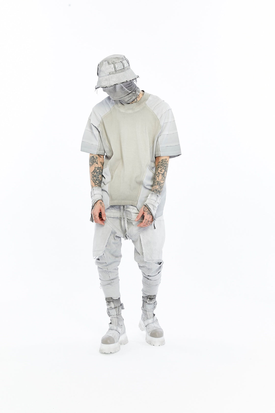 ARMOR T-SHIRT
