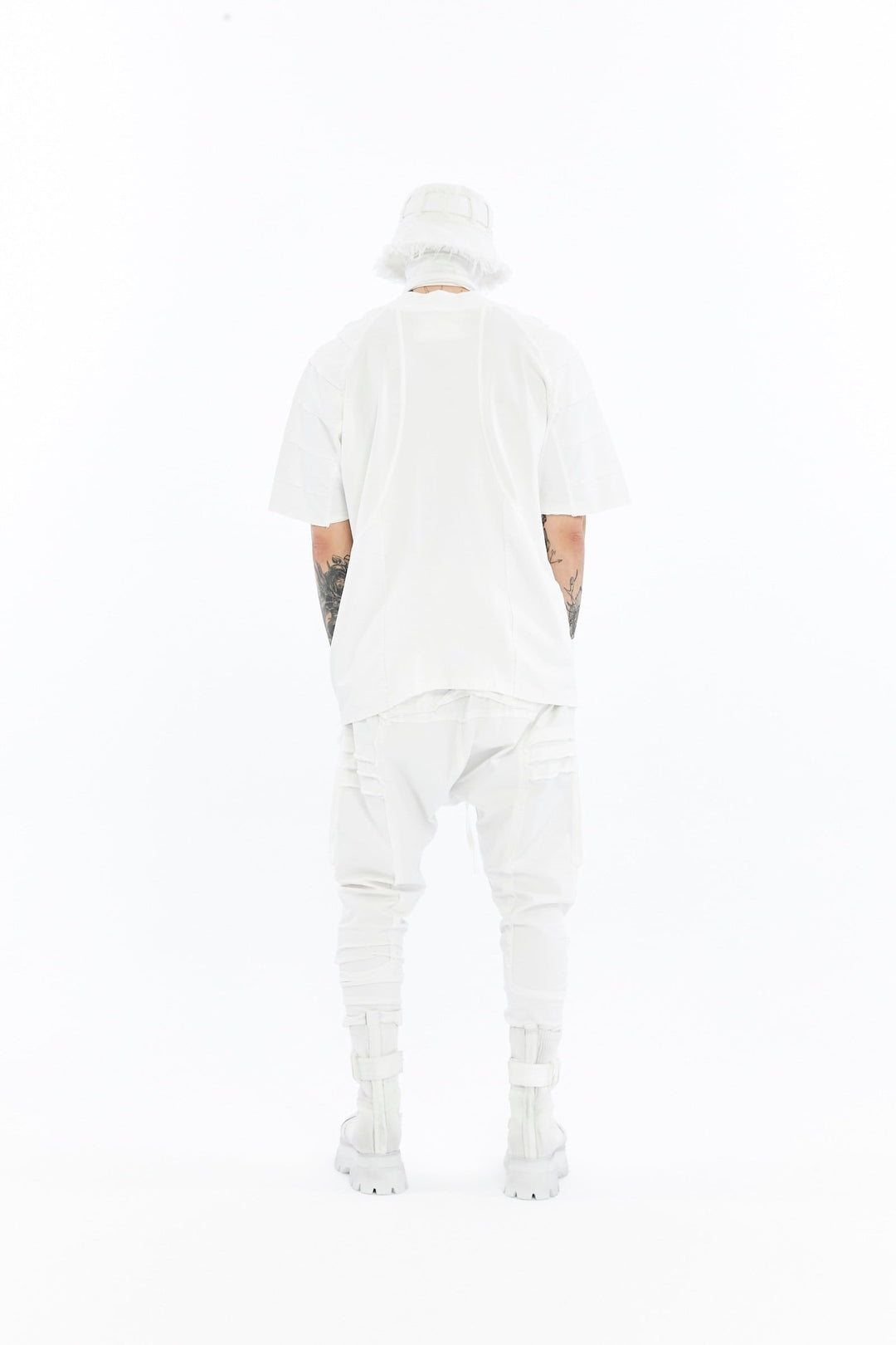 ARMOR T-SHIRT