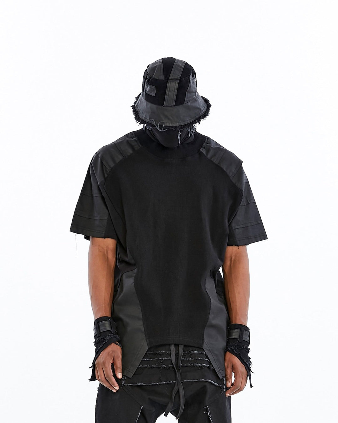 ARMOR T-SHIRT