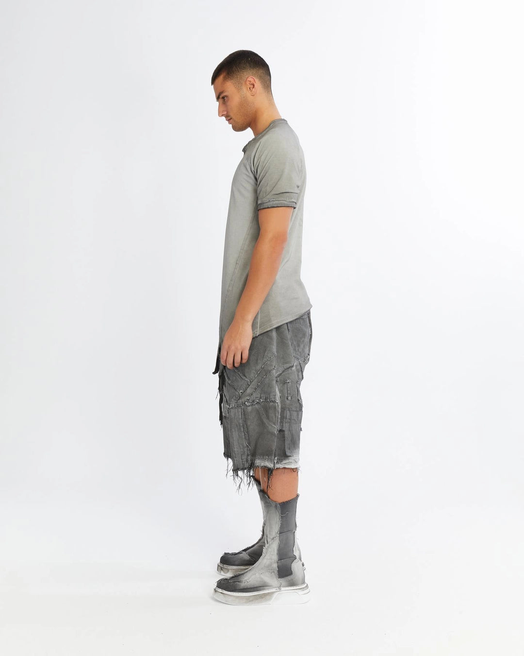 GREY ASIMETRIC CUT T-SHIRT