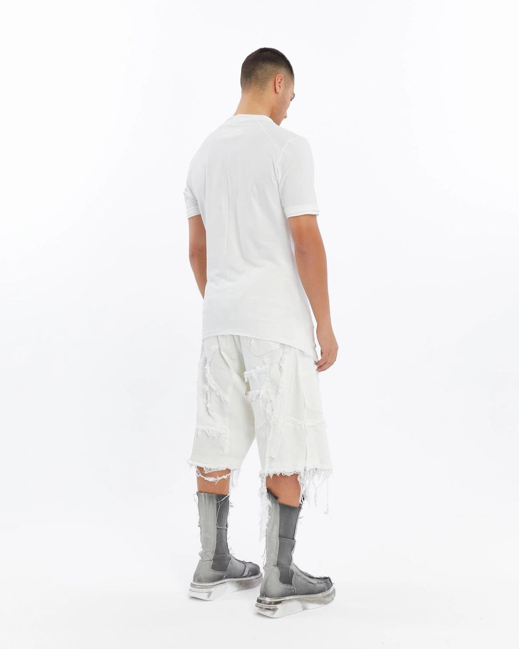 WHITE ASIMETRIC CUT T-SHIRT
