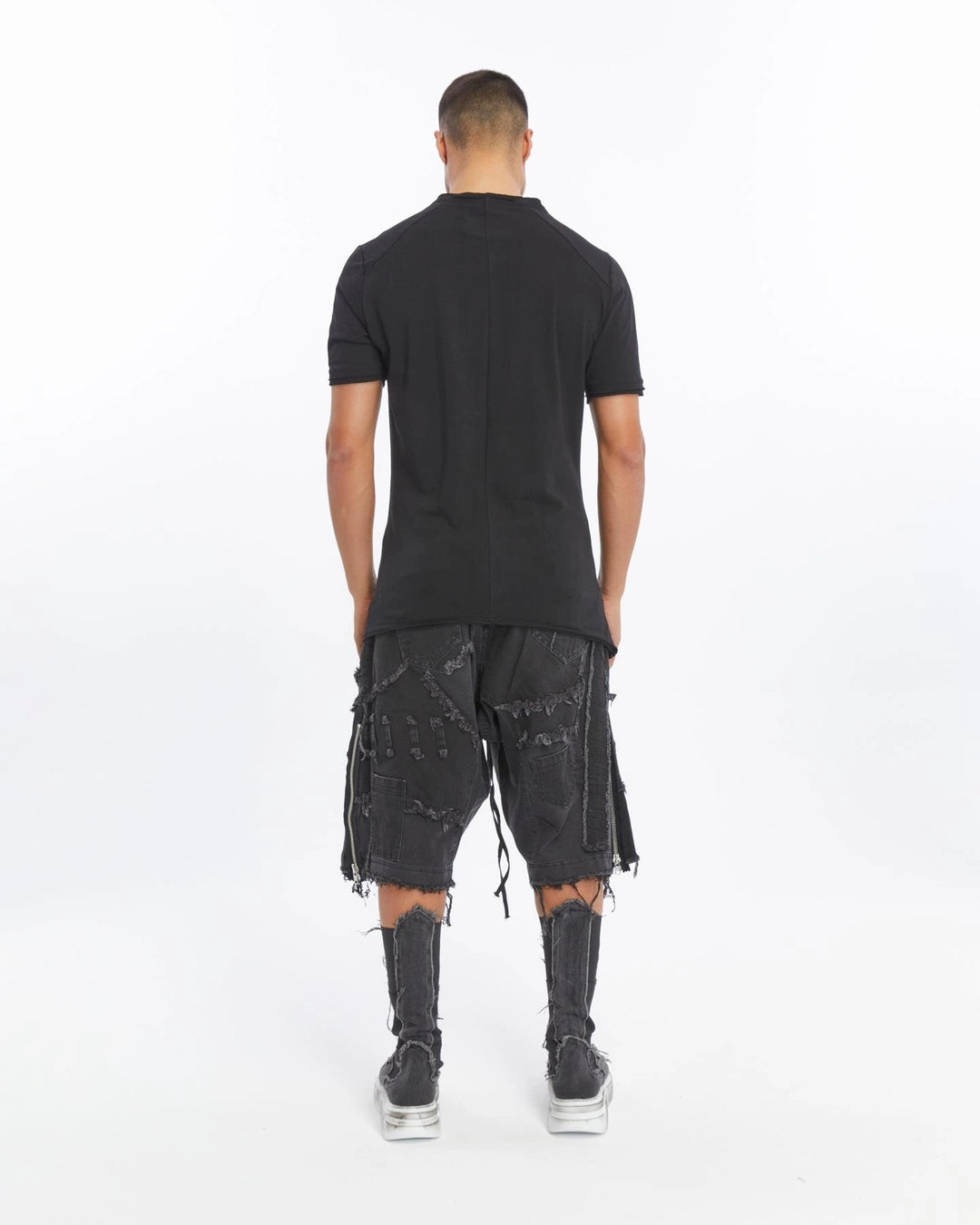 BLACK ASIMETRIC CUT T-SHIRT