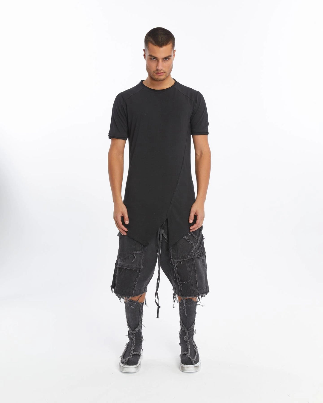 BLACK ASIMETRIC CUT T-SHIRT