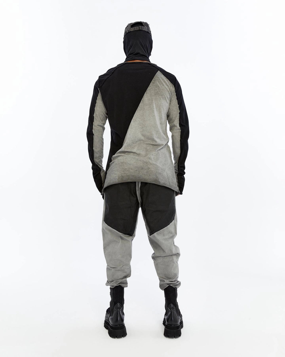 ASYMMETRIC LONG SLEEVE T-SHIRT