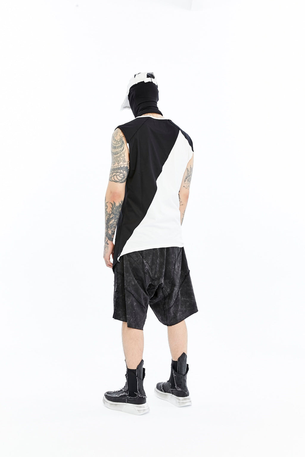 ASYMMETRIC T-SHIRT