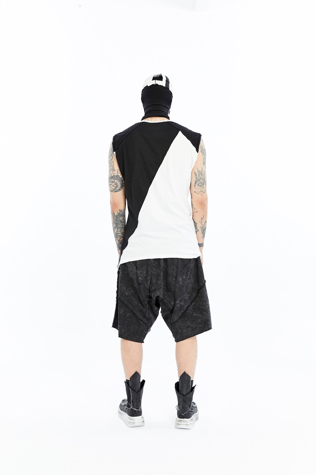 ASYMMETRIC T-SHIRT