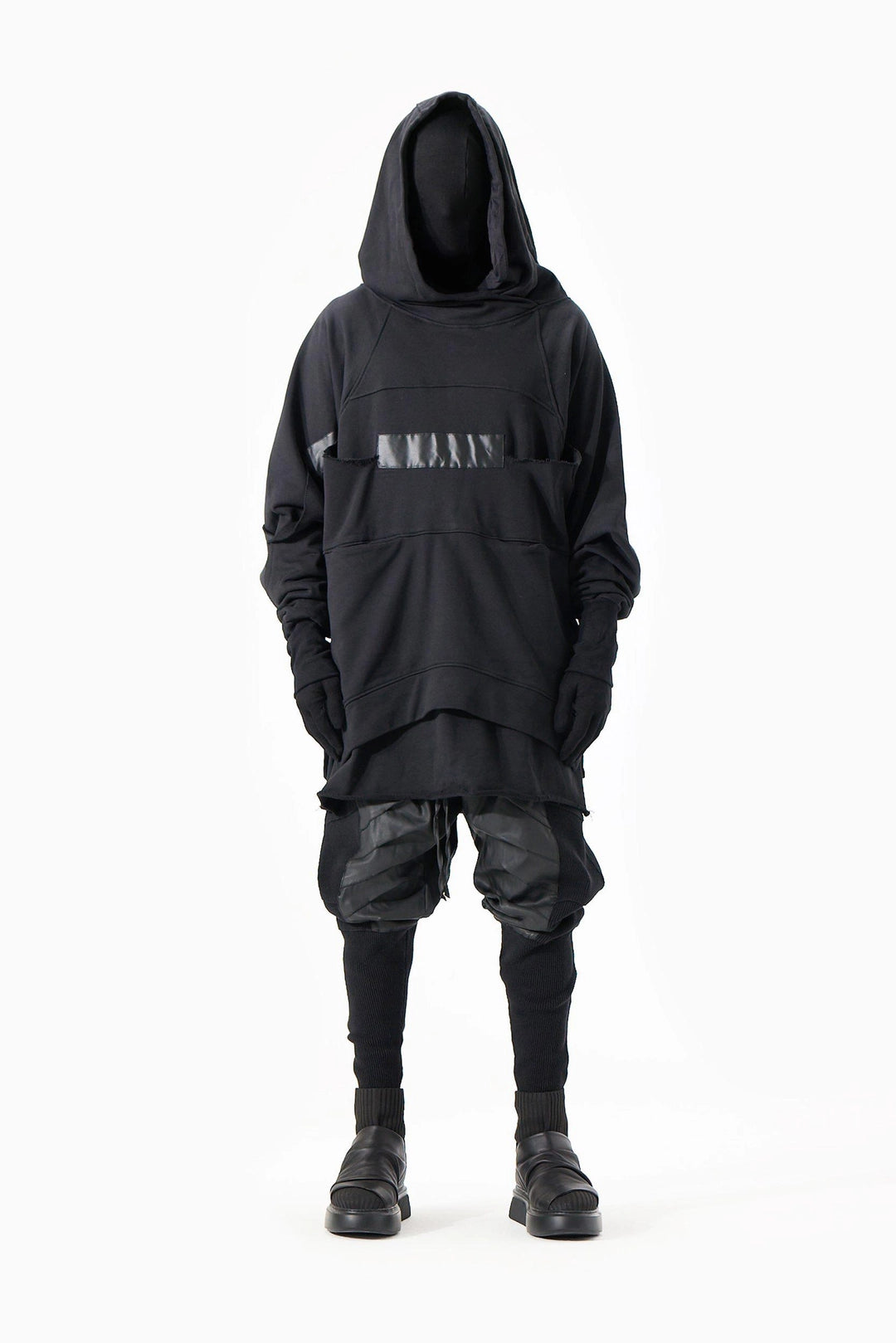 BLACK BANDED SWEATSHIRT