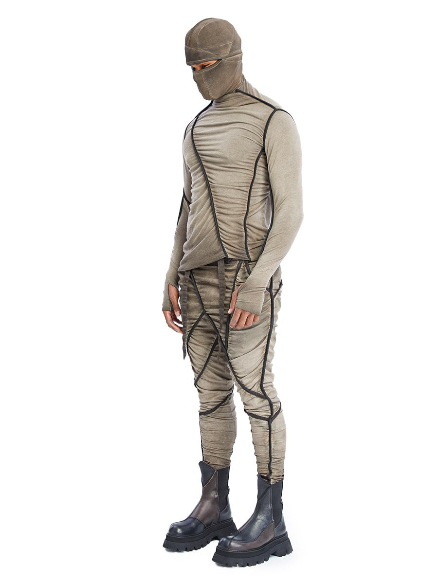 BROKEN LINE TURTLENECK TOP