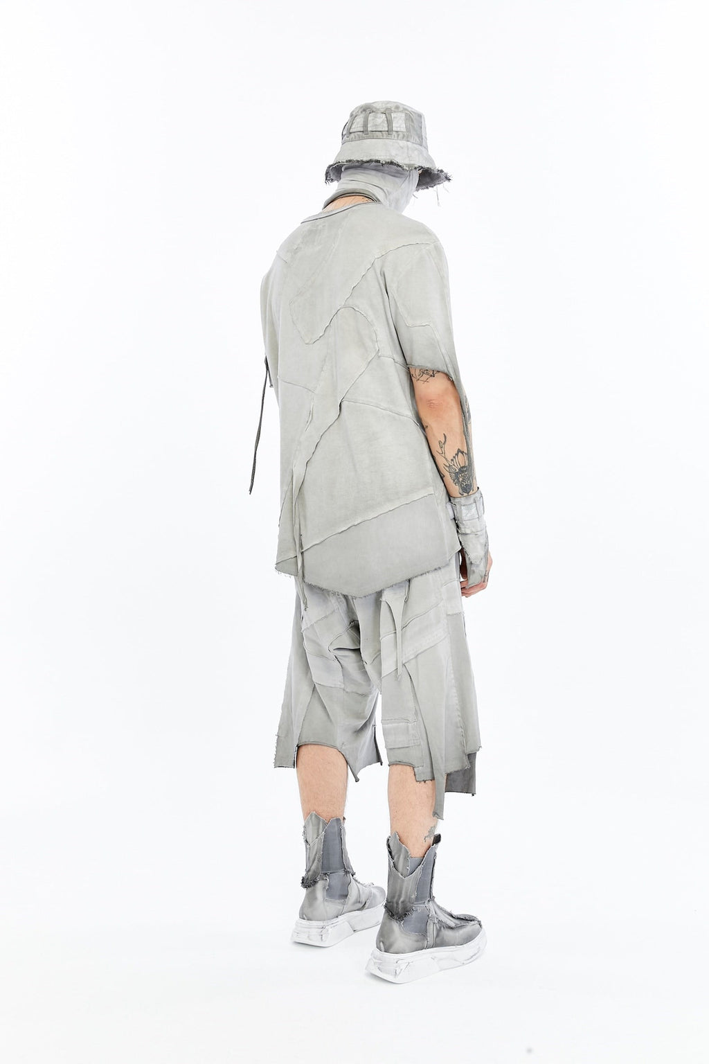 CROSSCUT T-SHIRT