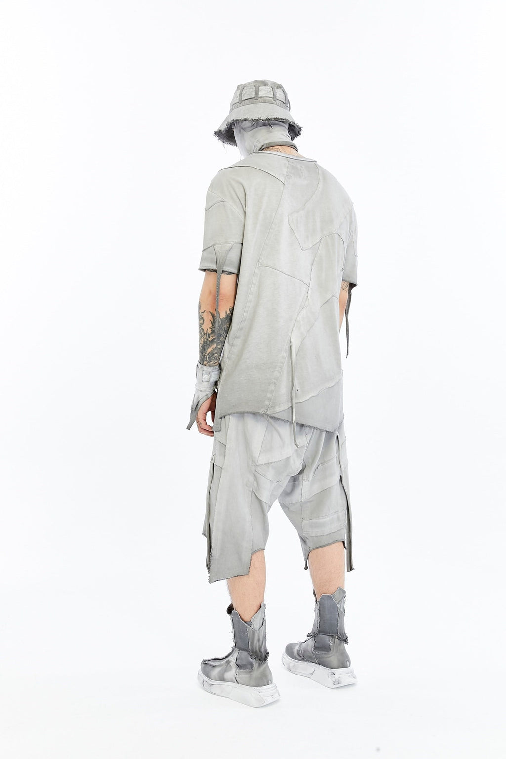 CROSSCUT T-SHIRT