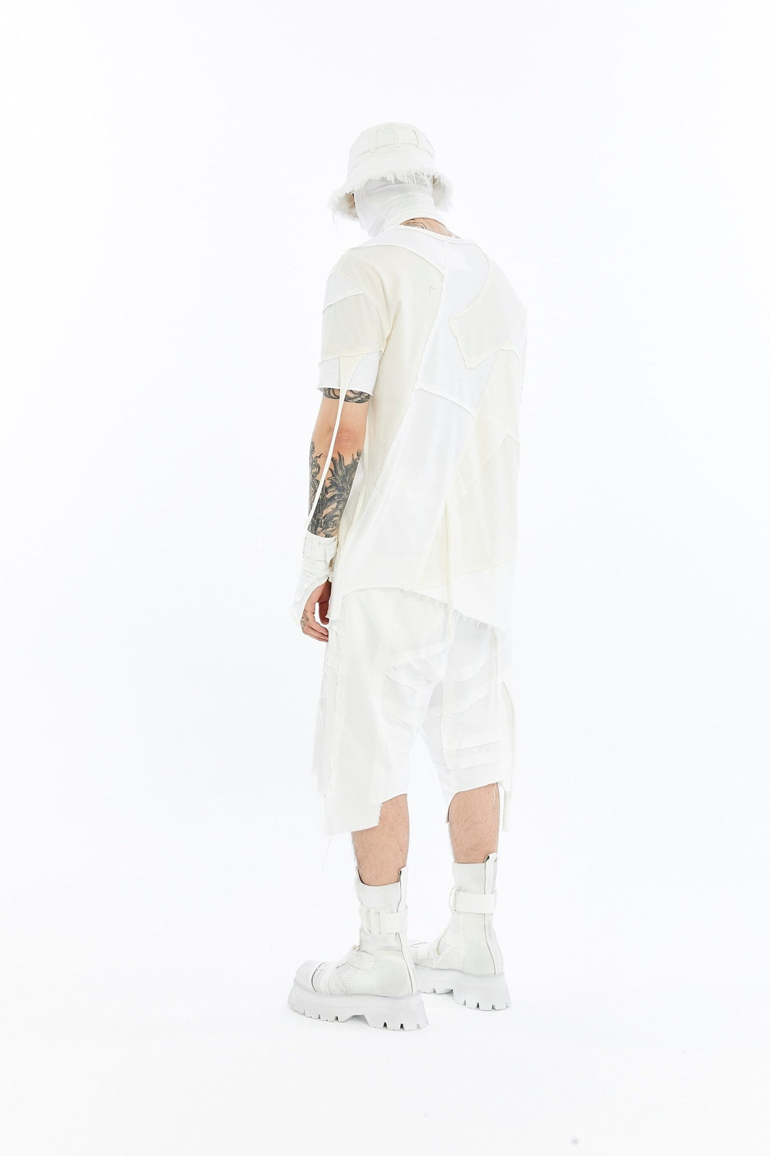 CROSSCUT T-SHIRT