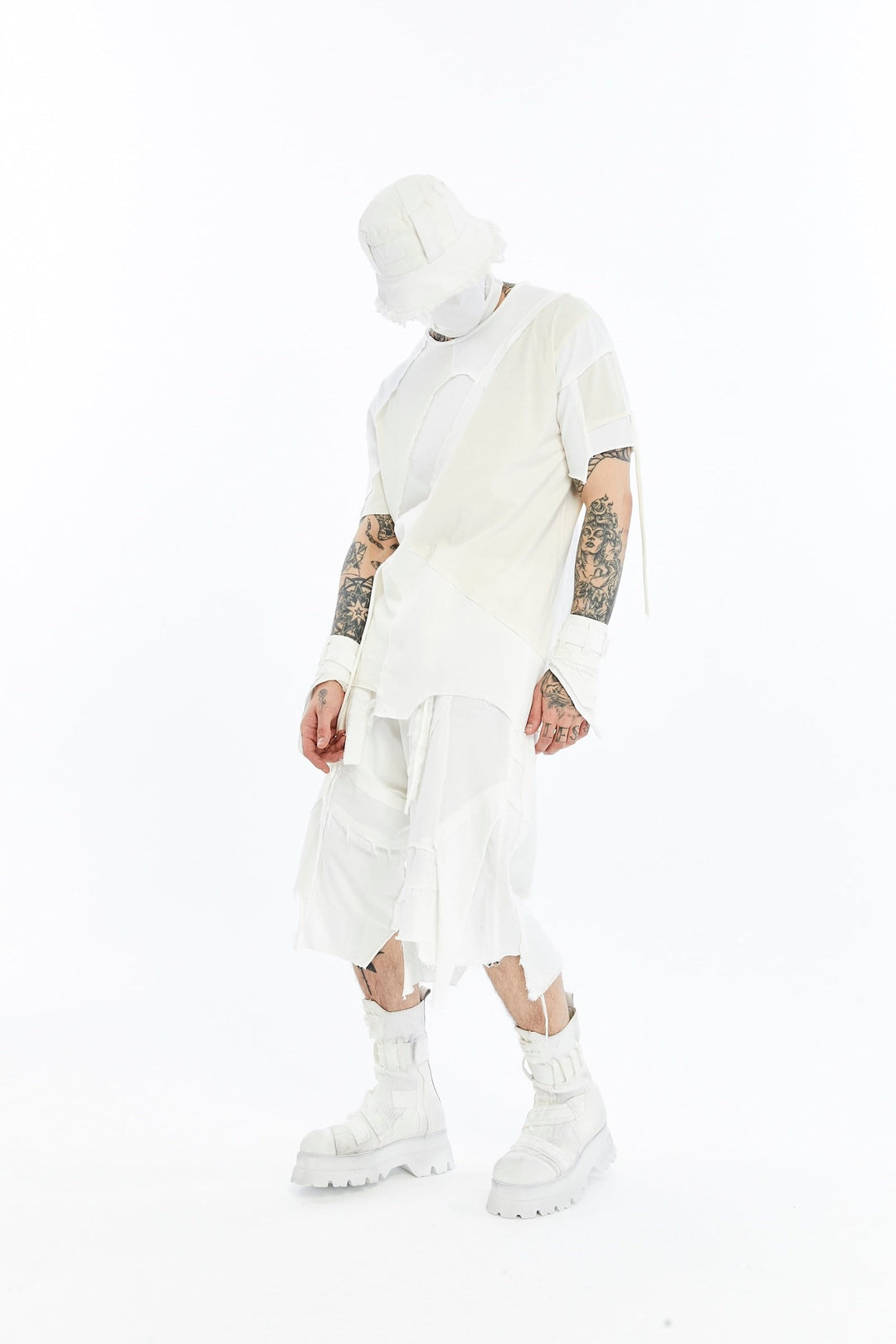 CROSSCUT T-SHIRT