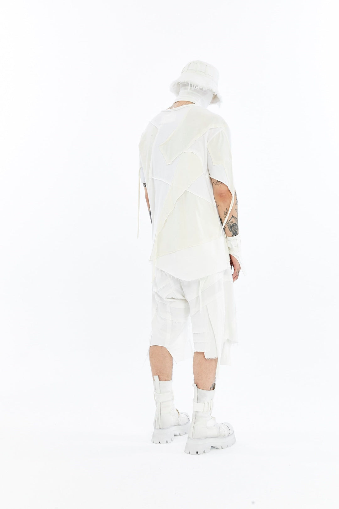 CROSSCUT T-SHIRT