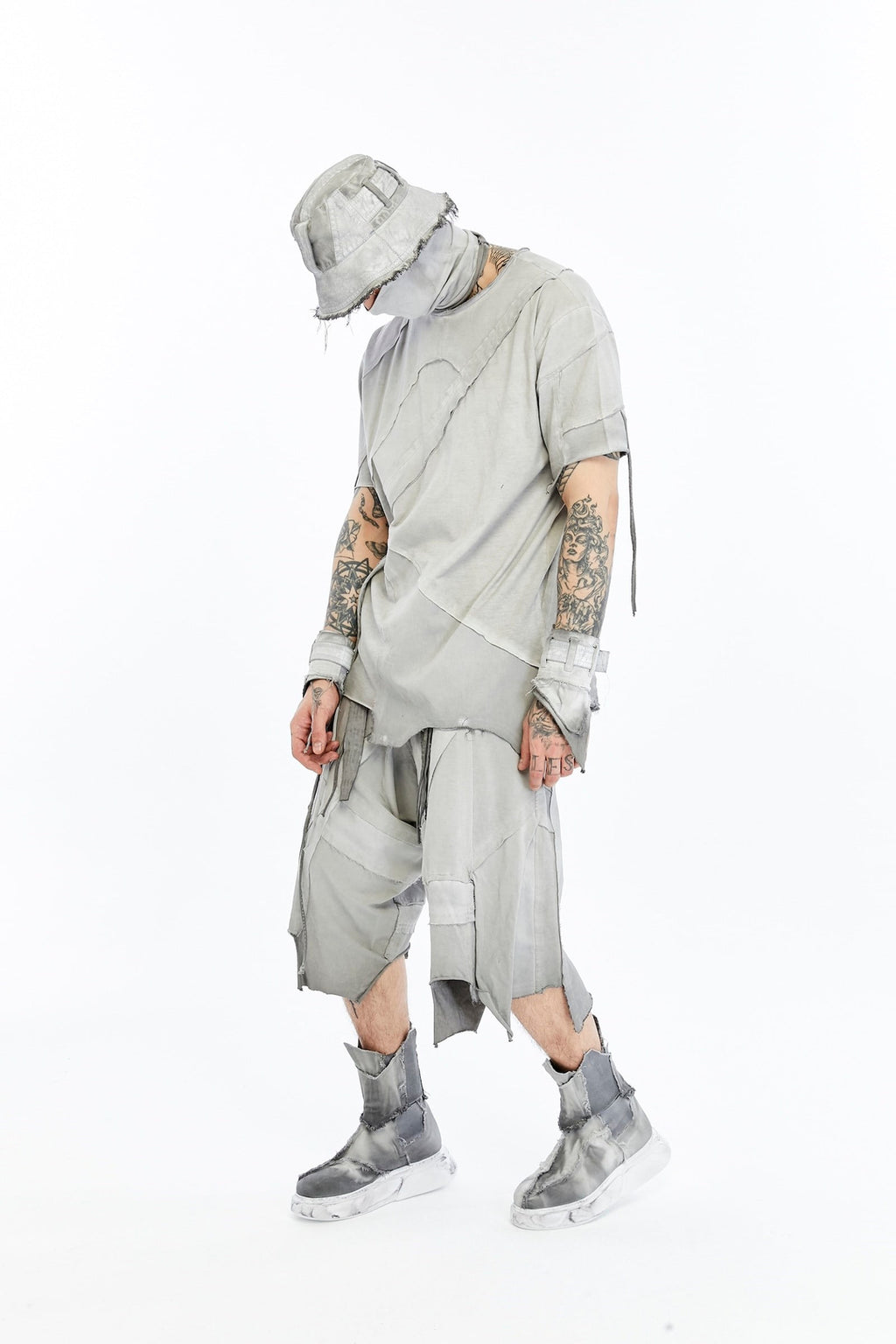 CROSSCUT T-SHIRT