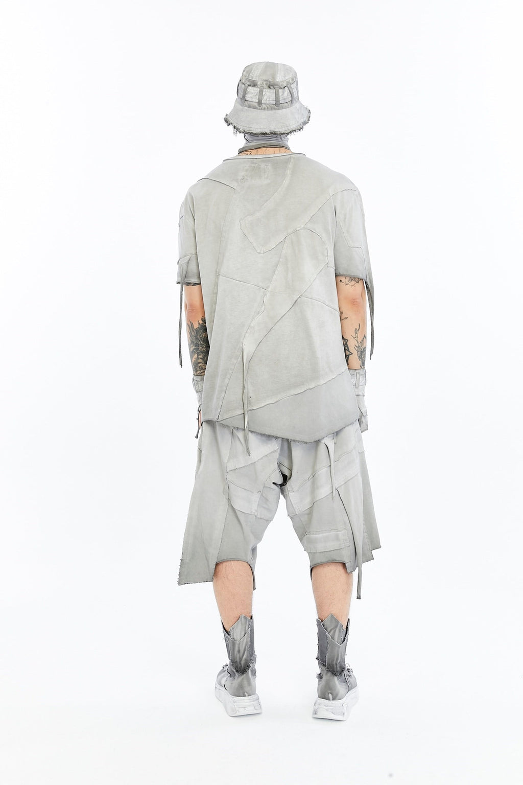 CROSSCUT T-SHIRT