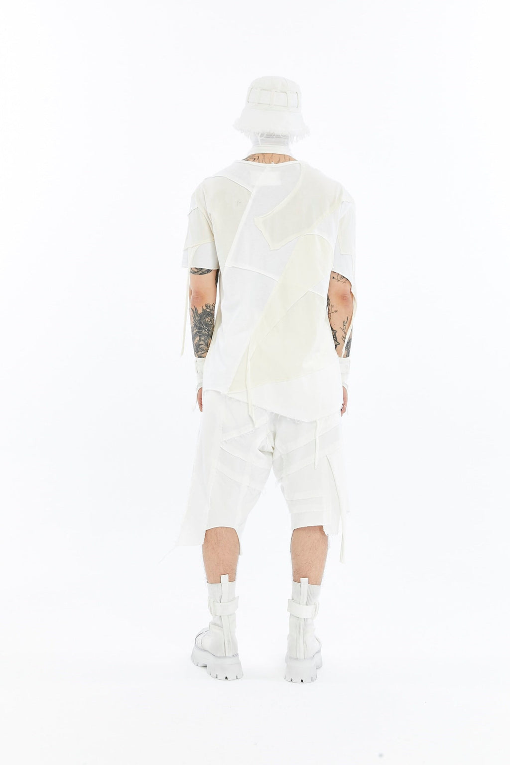 CROSSCUT T-SHIRT