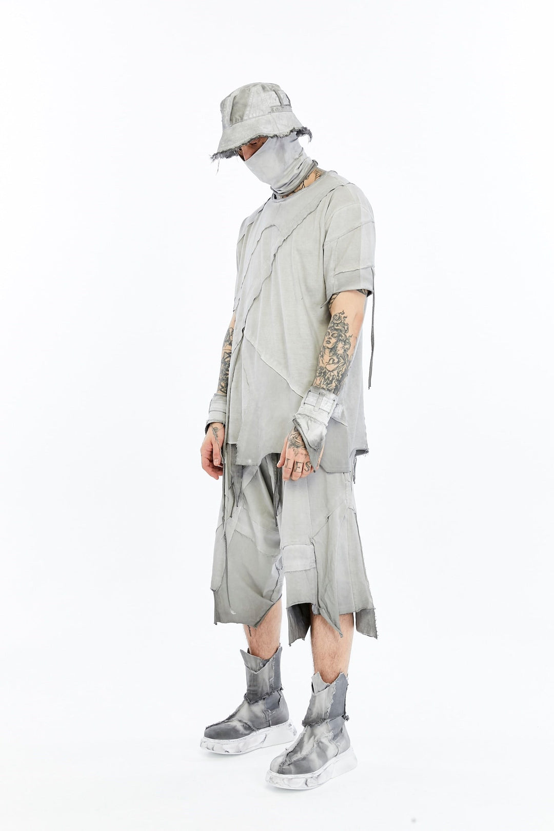 CROSSCUT T-SHIRT