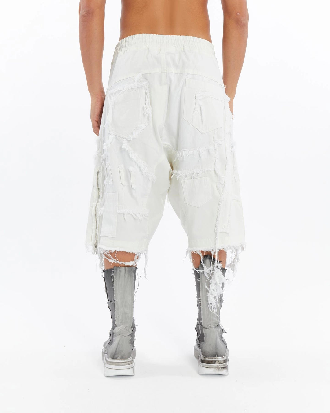 WHITE DIRTY PATCHED CAPRI