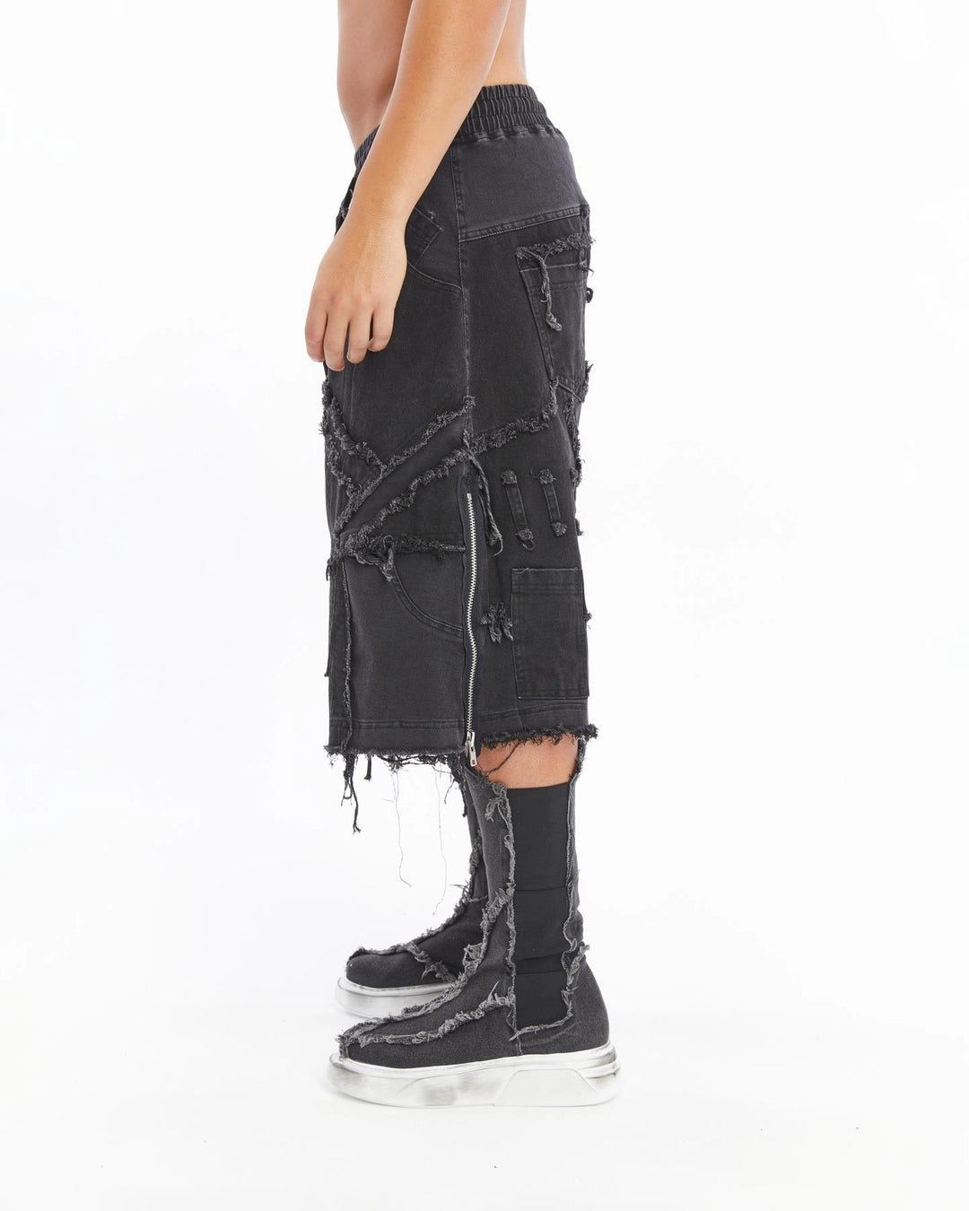 ACID BLACK DIRTY PATCHED CAPRI