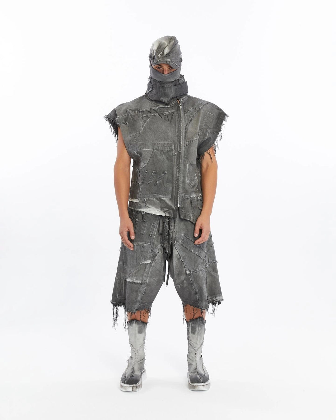 GREY DIRTY PIECED VEST