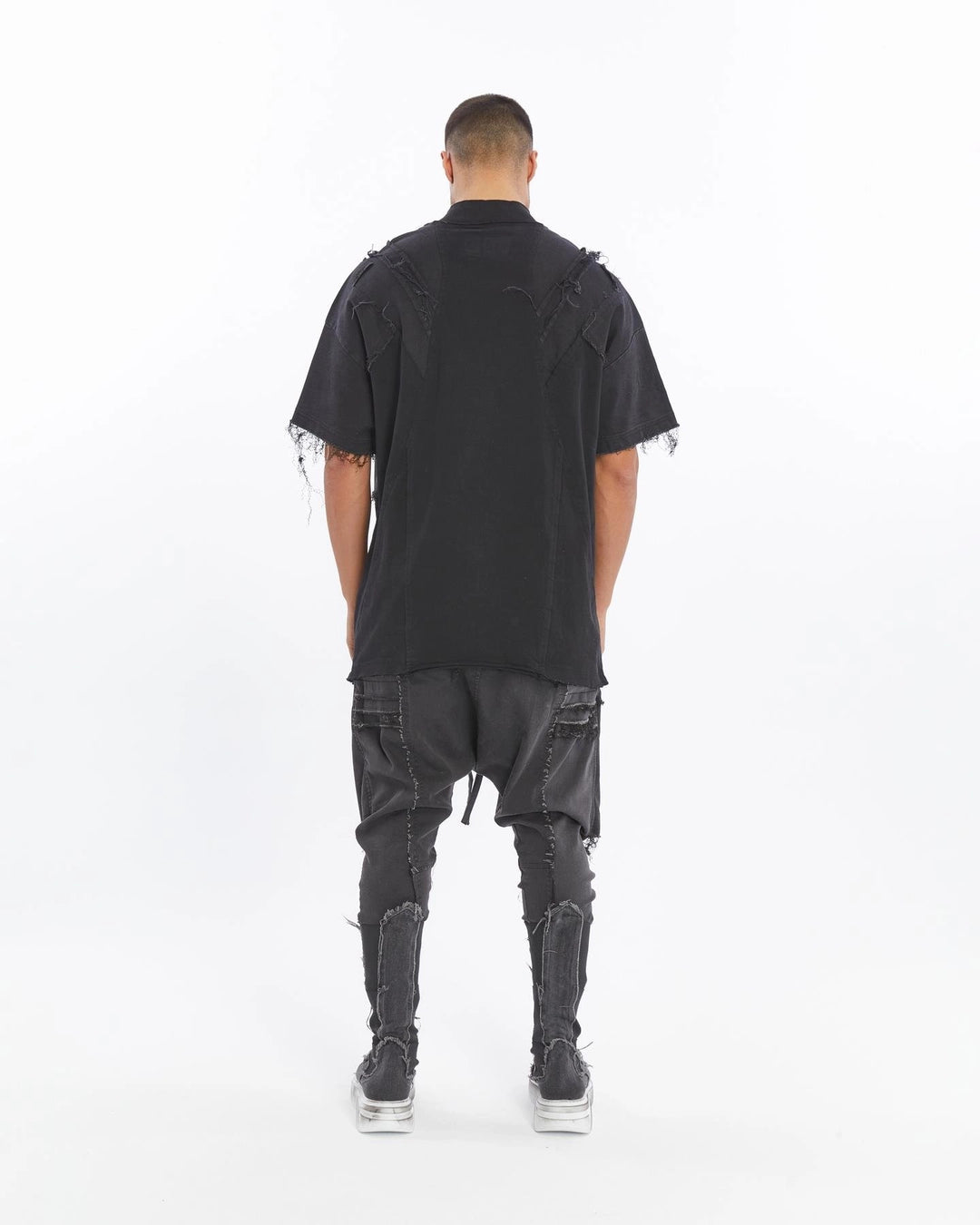 BLACK DIRTY RIBBED T-SHIRT