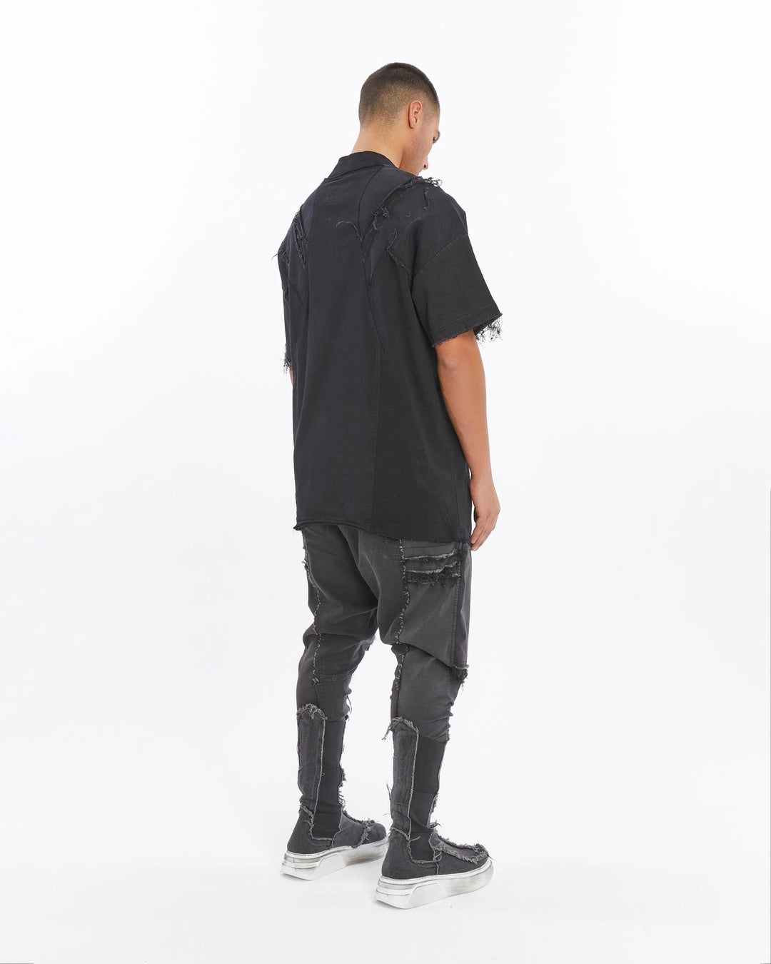 BLACK DIRTY RIBBED T-SHIRT