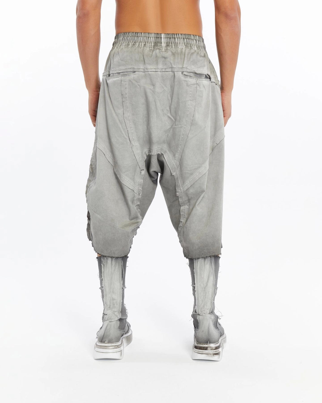 GREY DIRTY SEWING CAPRI