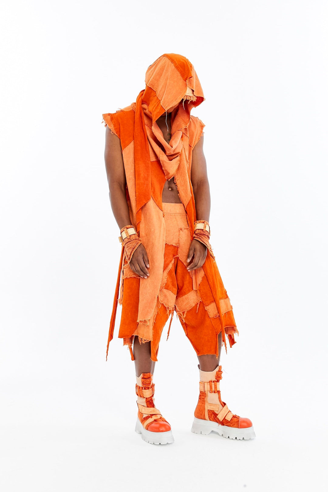 DIVIDE VEST