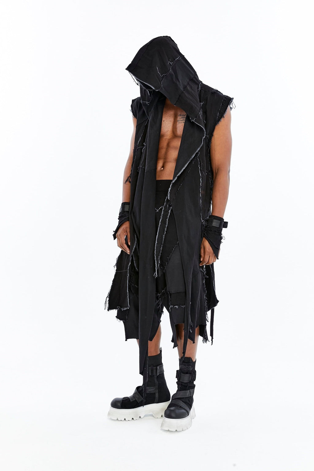 DIVIDE VEST