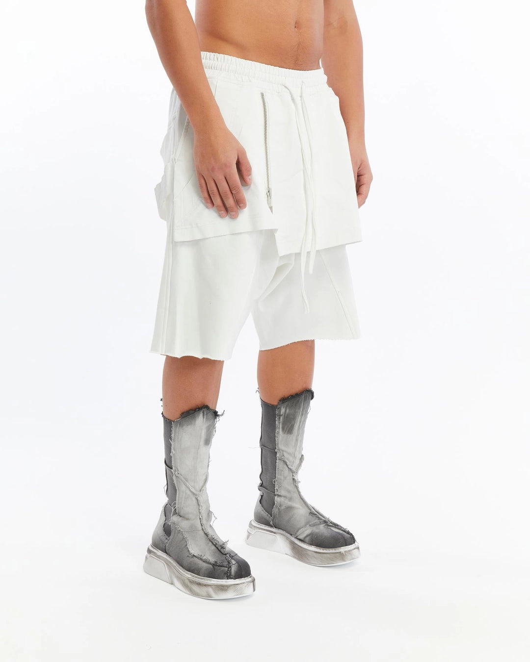 WHITE DOUBLE FLAP CAPRI