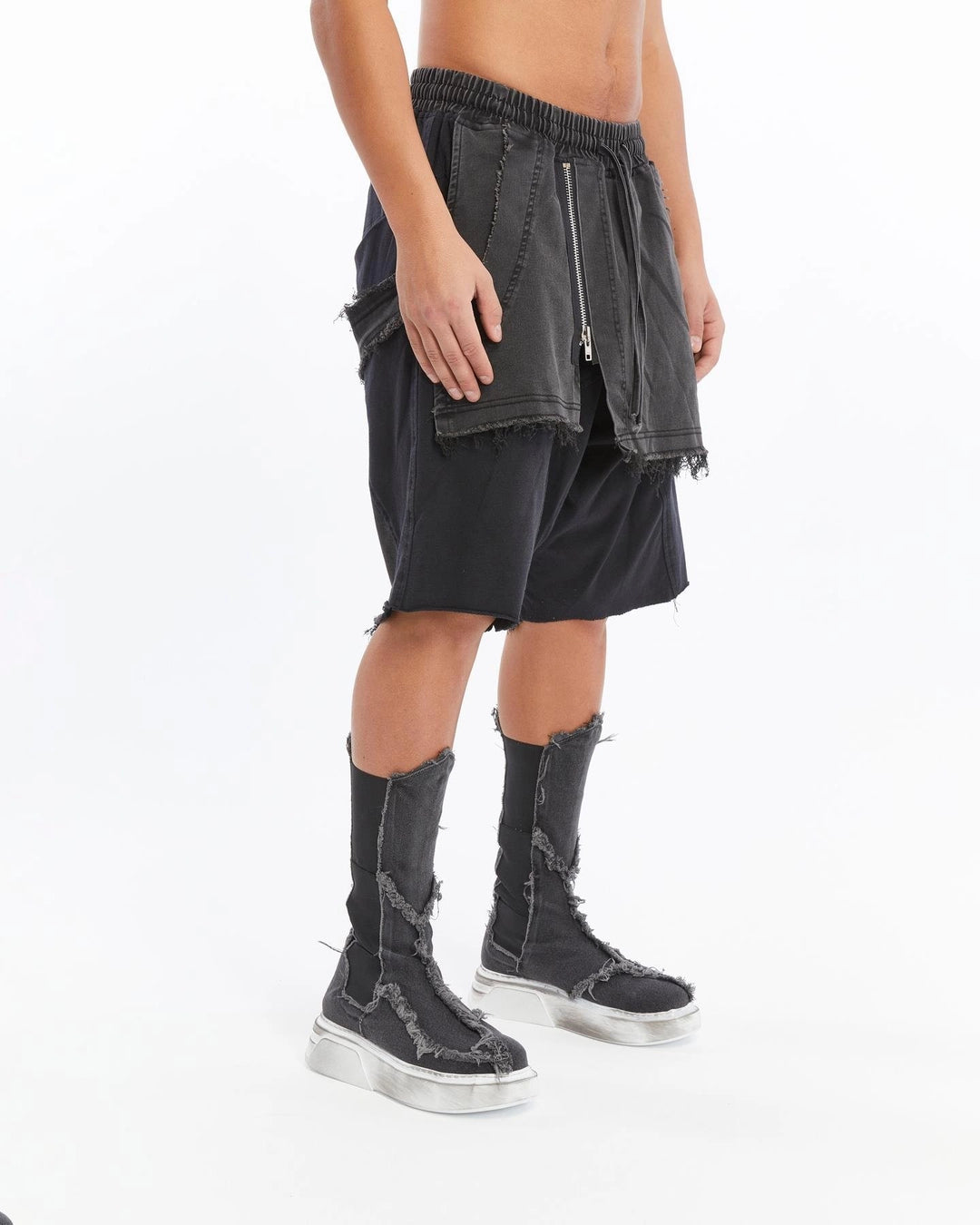 ACID BLACK DOUBLE FLAP CAPRI