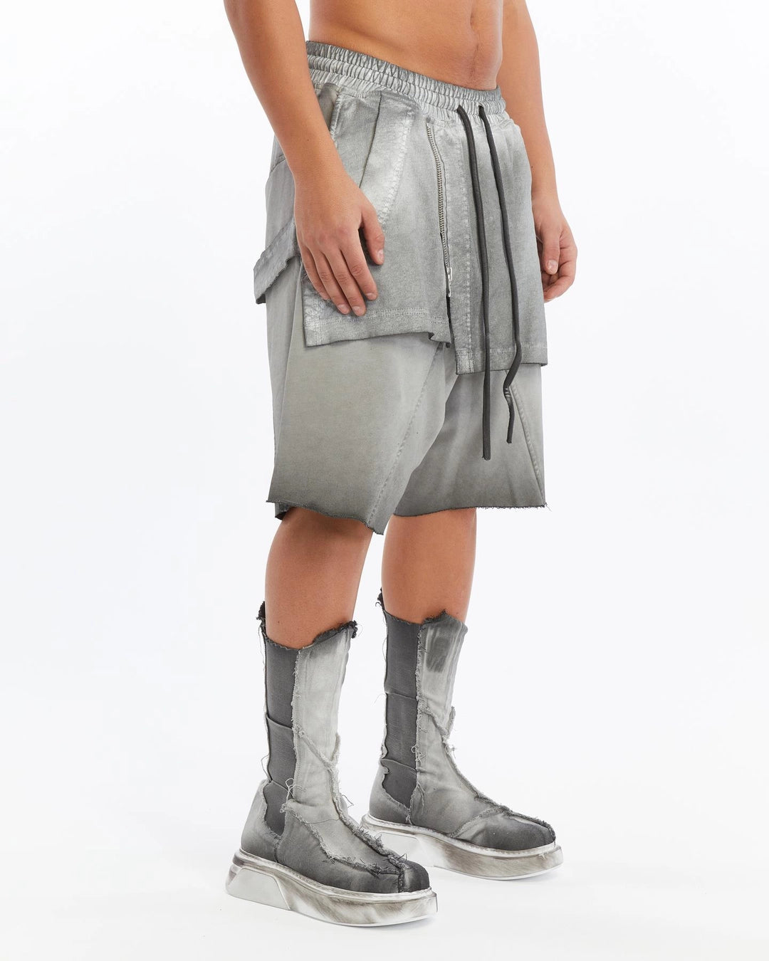 GREY DOUBLE FLAP CAPRI