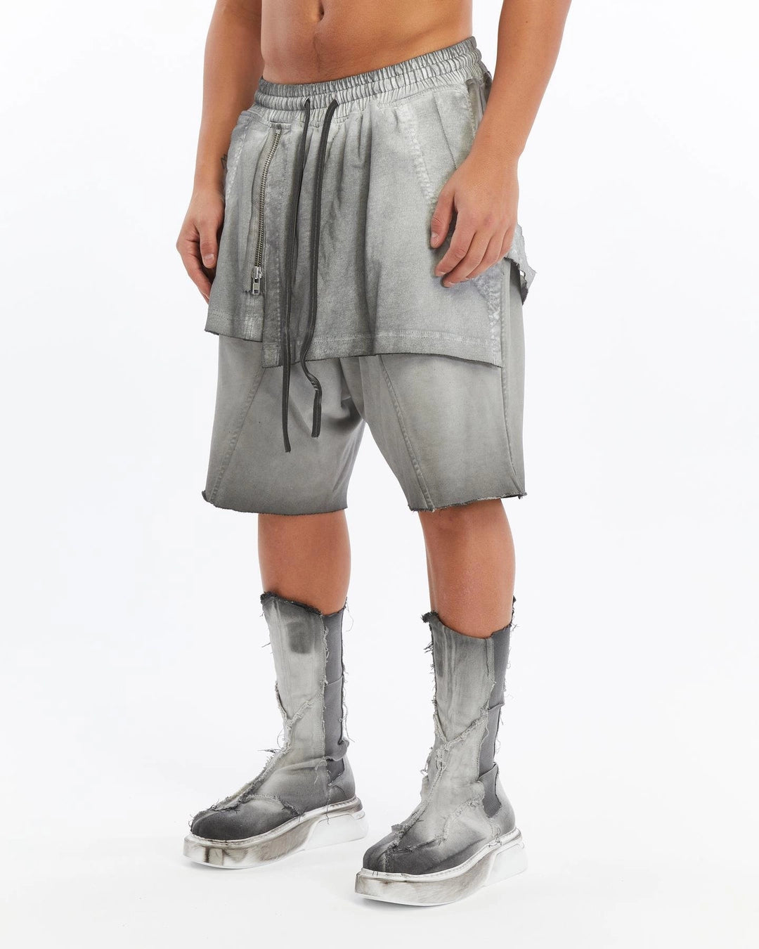 GREY DOUBLE FLAP CAPRI