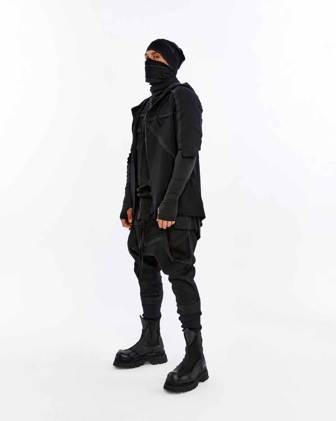 DOUBLE LAYER HOODED