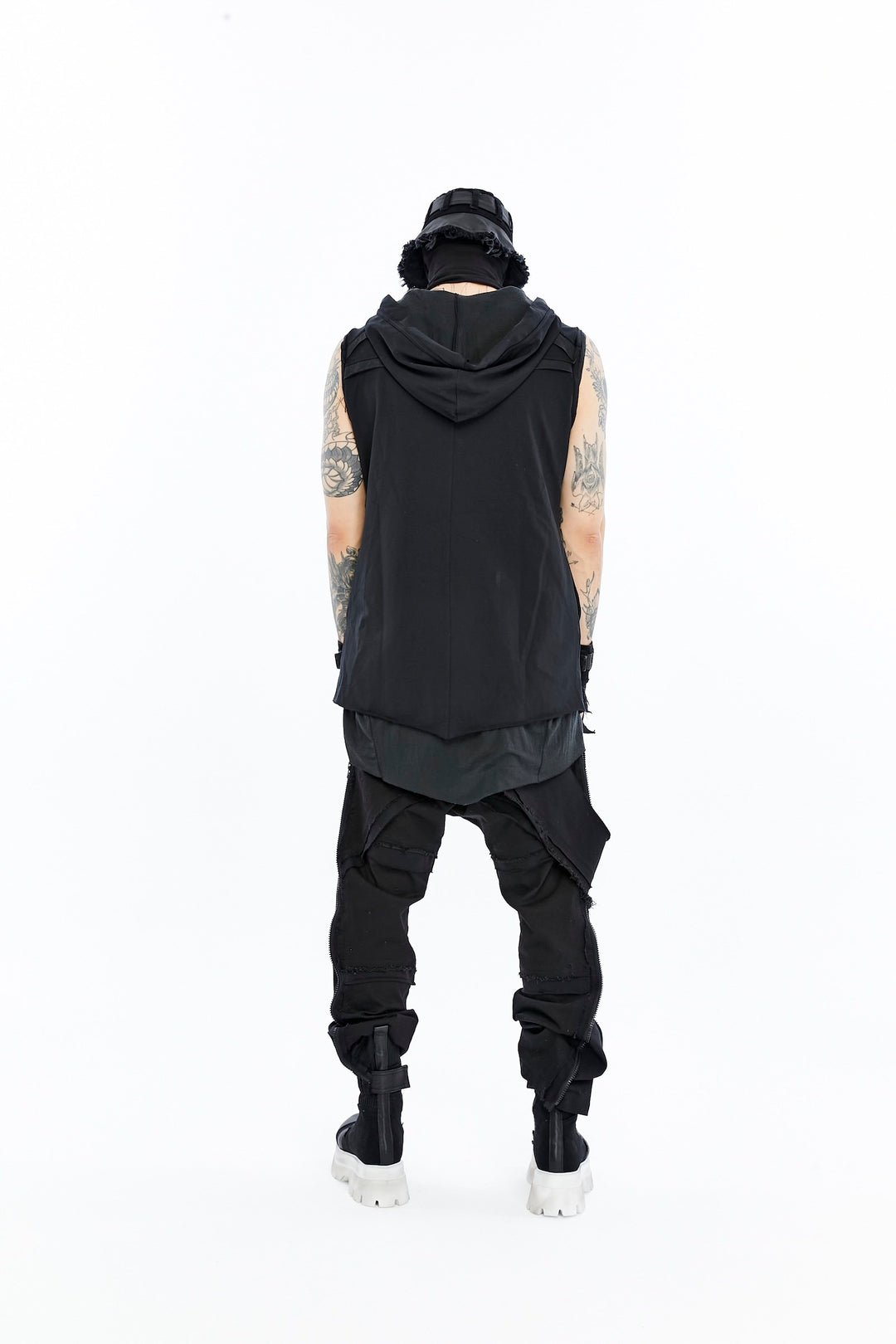 DOUBLE LAYER VEST