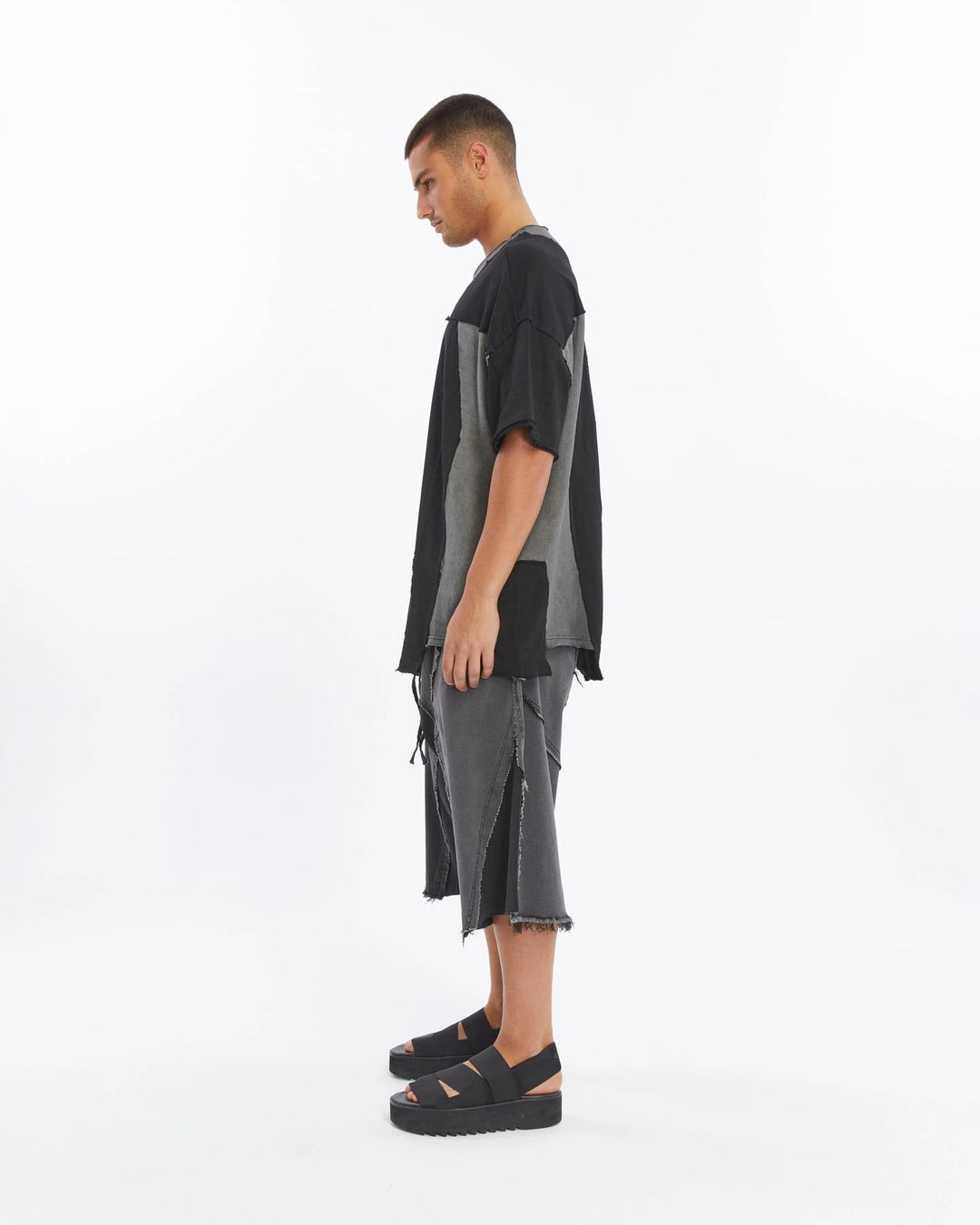 DARK GREY GEOMETRIC SHAPED T-SHIRT
