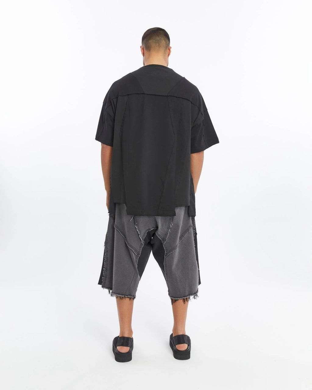 BLACK GEOMETRIC SHAPED T-SHIRT