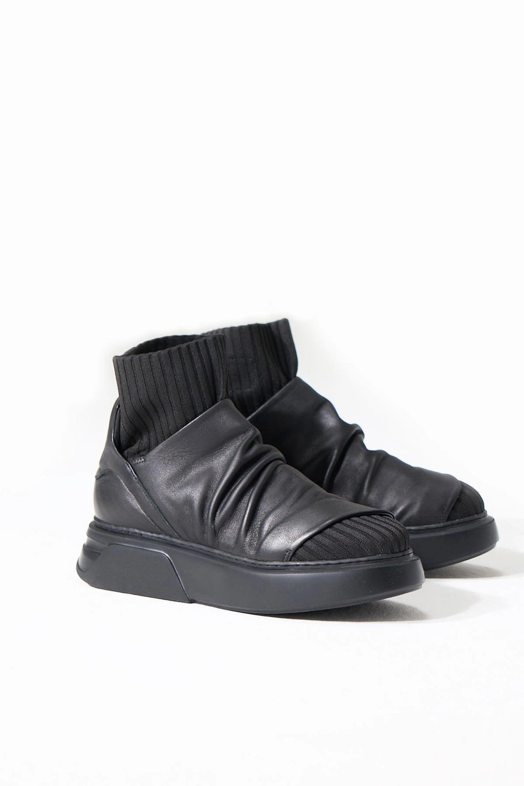 LEATHER LAYERED SHOES