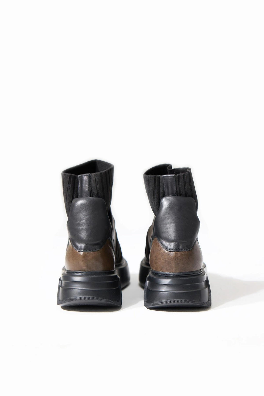 LEATHER LAYERED SHOES