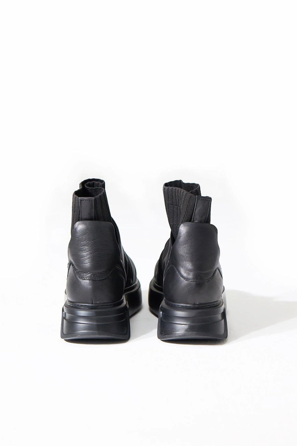 LEATHER LAYERED SHOES