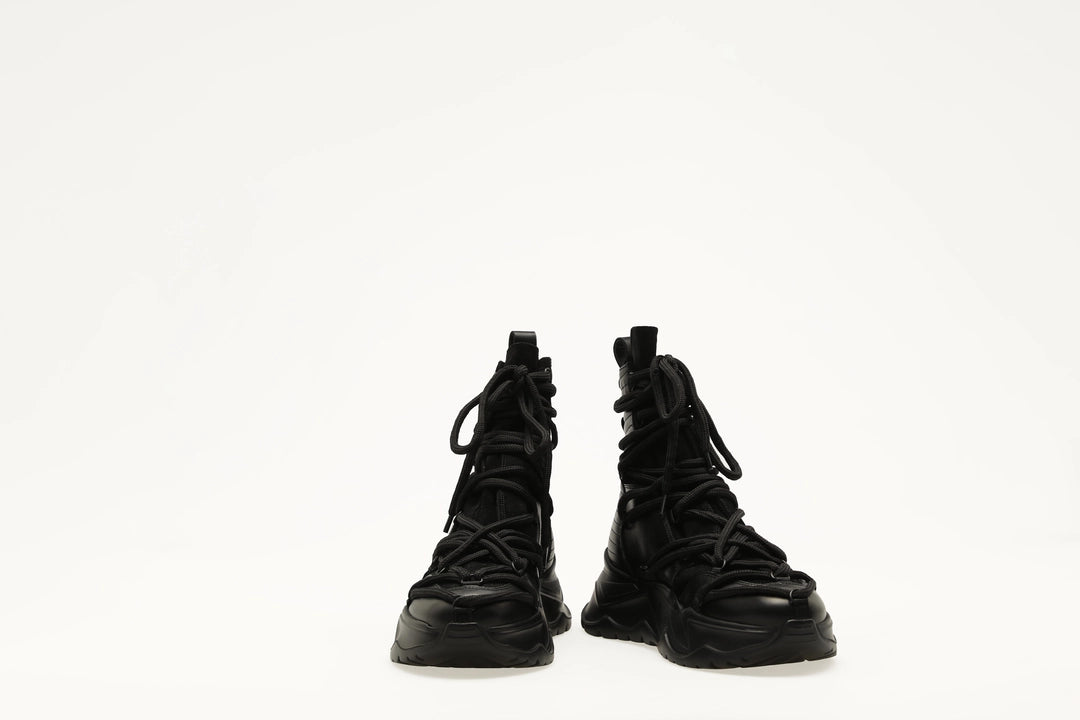 BLACK LONG STRING SHOES