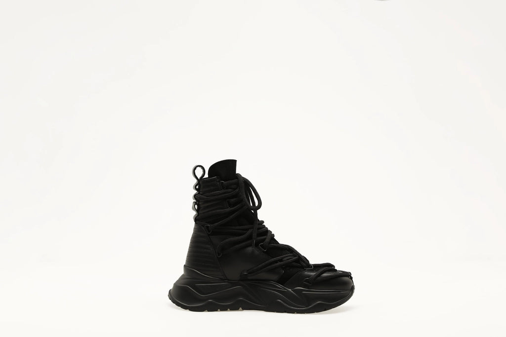 BLACK LONG STRING SHOES