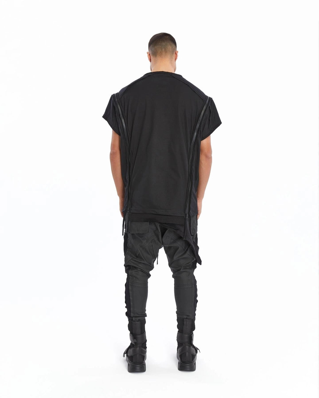 BLACK LONG ZIPPER T-SHIRT